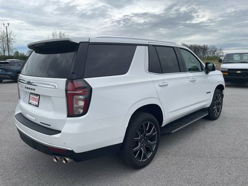 Used 2024 Chevrolet Tahoe Premier AWD/4WD image 9