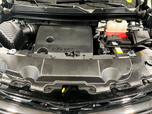 Used 2023 Chevrolet Traverse Premier w/ Redline Edition image 31