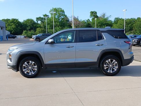 Used 2026 Chevrolet Equinox LT AWD/4WD image 4