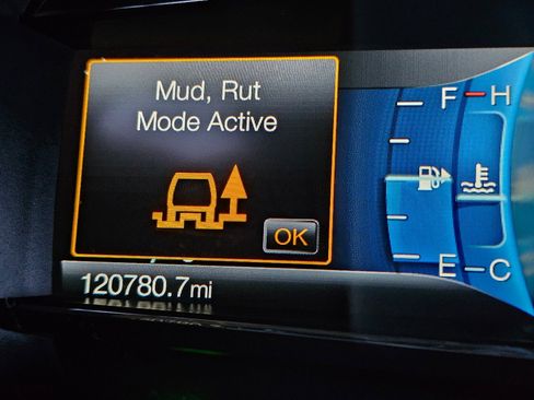 Used 2018 Ford Explorer XLT w/ Equipment Group 202A image 66