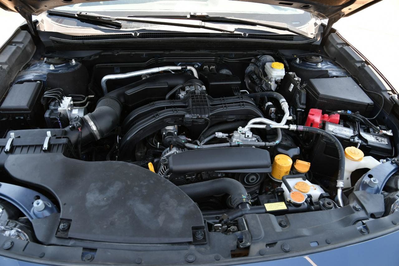 Used 2024 Subaru Outback Premium AWD/4WD image 31