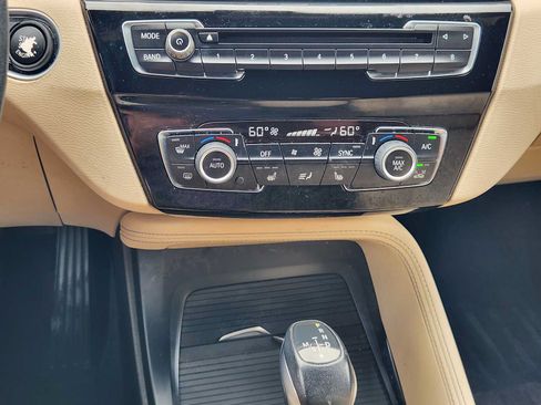 Used 2017 BMW X1 xDrive28i AWD/4WD image 18
