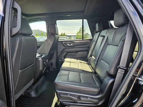 Used 2021 Chevrolet Tahoe RST AWD/4WD image 18