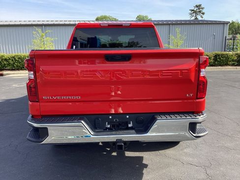 Used 2025 Chevrolet Silverado 1500 LT AWD/4WD image 3