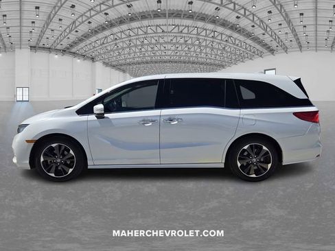 Used 2022 Honda Odyssey Elite image 3