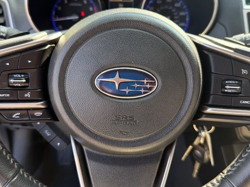 Used 2018 Subaru Outback 2.5i Premium image 16