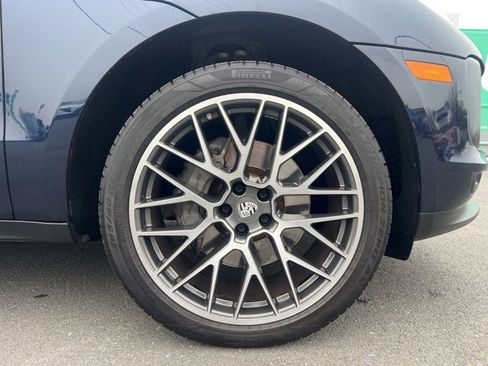 Used 2021 Porsche Macan S image 3