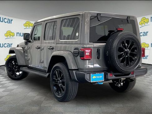 Used 2023 Jeep Wrangler Unlimited Sahara w/ Cold Weather Group AWD/4WD image 4