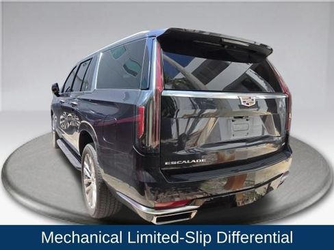 Used 2022 Cadillac Escalade ESV Premium Luxury AWD/4WD image 10