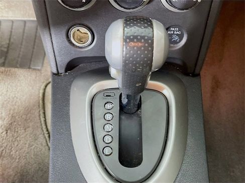 Used 2015 Nissan Rogue S w/ Convenience Package image 17