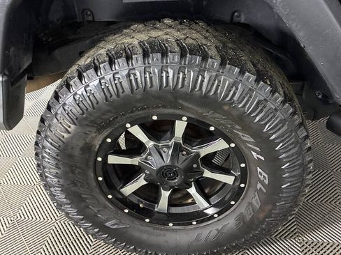 Used 2016 Jeep Wrangler Sport AWD/4WD image 31