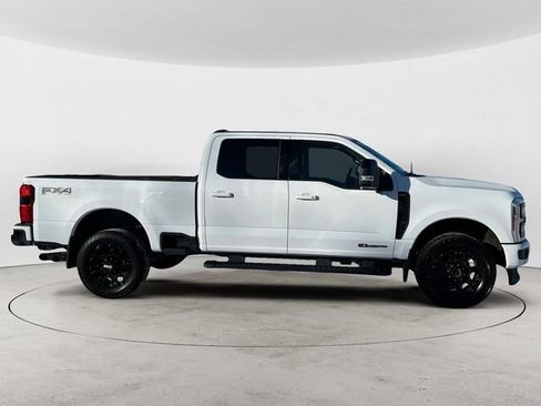 Used 2025 Ford F350 Lariat w/ Black Appearance Package image 6