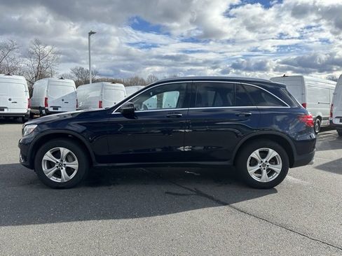 Used 2017 Mercedes-Benz GLC 300 4MATIC image 4