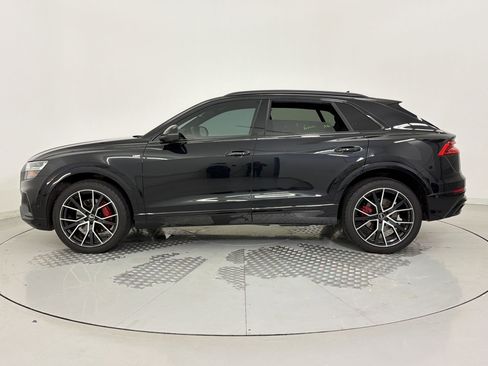 Used 2021 Audi Q8 Premium Plus image 2