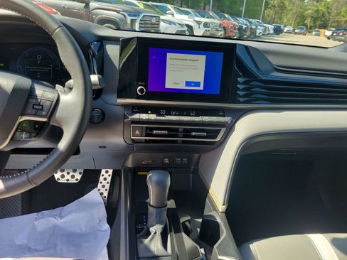 Certified 2025 Toyota Camry SE w/ Convenience Package FWD image 24