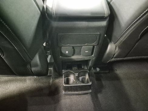 Certified 2024 Ford Explorer XLT w/ Equipment Group 202A AWD/4WD image 21