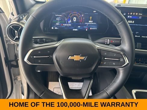 Used 2025 Chevrolet Equinox LT FWD image 10