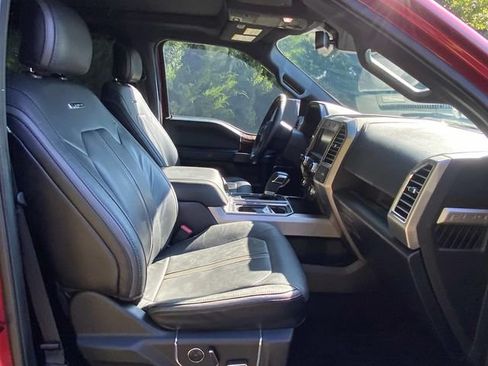 Used 2015 Ford F150 Platinum w/ Equipment Group 701A Luxury AWD/4WD image 36