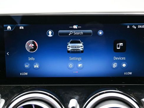 Used 2024 Mercedes-Benz GLB 250 image 27