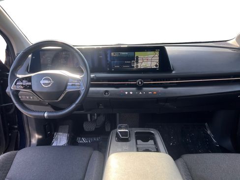 Used 2023 Nissan Ariya FWD image 10