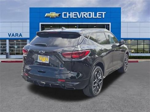 Used 2024 Chevrolet Blazer RS w/ Driver Confidence II Package FWD image 5