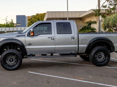 Used 2015 Ford F250 Platinum w/ FX4 Off-Road Package image 7