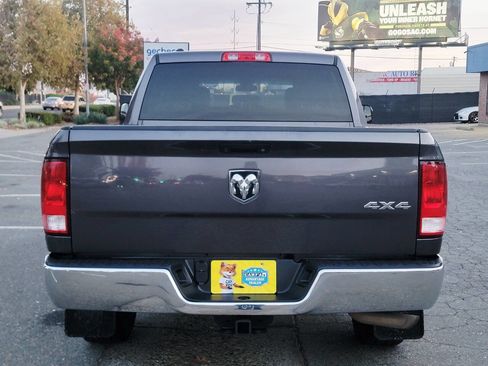 Used 2018 RAM 1500 ST w/ SXT Appearance Group image 4