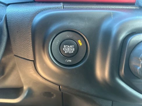 Used 2021 Jeep Wrangler Unlimited Rubicon image 29