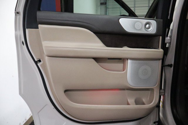 Used 2022 Lincoln Navigator L Reserve RWD image 51