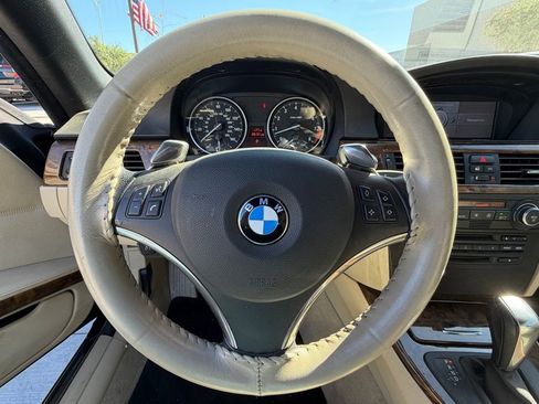Used 2008 BMW 335i Convertible image 12