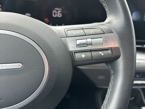 Used 2025 Hyundai Kona SEL image 10