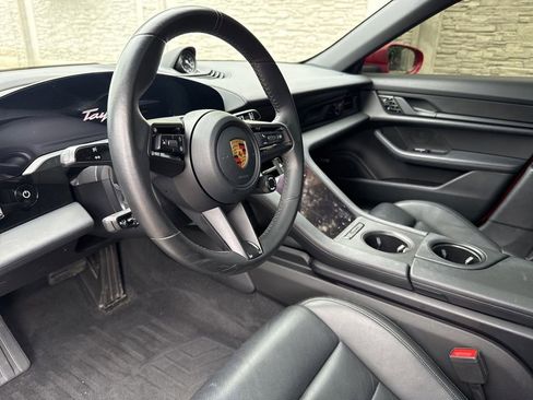 Used 2020 Porsche Taycan 4S AWD/4WD image 10