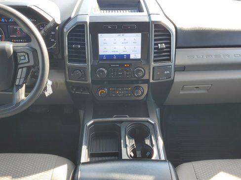Used 2021 Ford F250 XLT w/ XLT Premium Package image 13