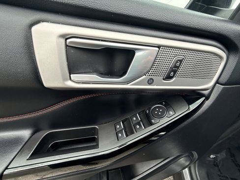 Used 2023 Ford Explorer ST-Line w/ Class IV Trailer Tow Package image 12