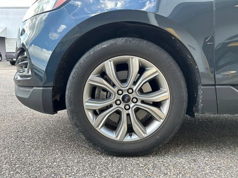 Used 2023 Ford Edge Titanium AWD/4WD image 7