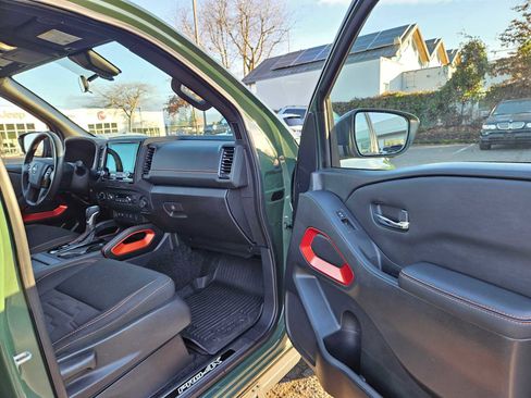 Used 2023 Nissan Frontier PRO-4X w/ Pro Convenience Package image 10