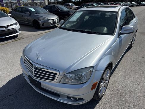 Used 2009 Mercedes-Benz C 300 4MATIC Sedan image 2