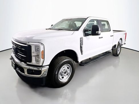 New 2026 Ford F250 XL w/ XL Chrome Package image 5