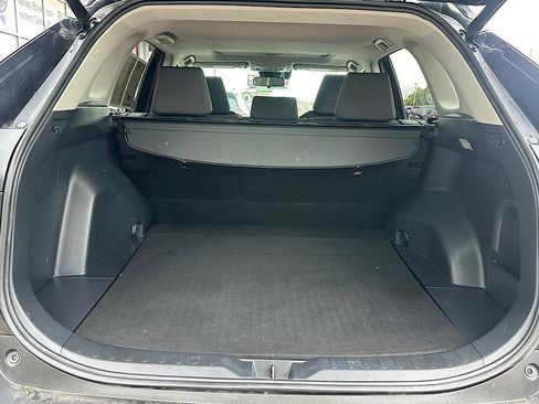 Certified 2019 Toyota RAV4 XLE w/ Convenience Package AWD/4WD image 19