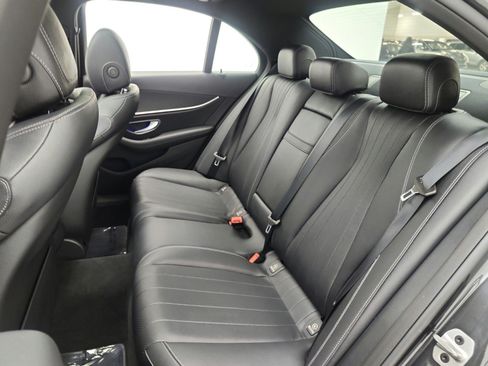 Used 2021 Mercedes-Benz E 350 Sedan image 16