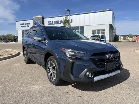 Used 2024 Subaru Outback Touring XT AWD/4WD image 8