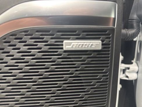 Used 2025 Buick Enclave Preferred image 10