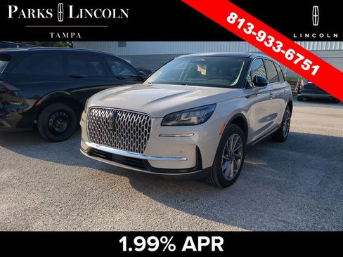 Used 2023 Lincoln Corsair FWD w/ Equipment Group 101A image 10