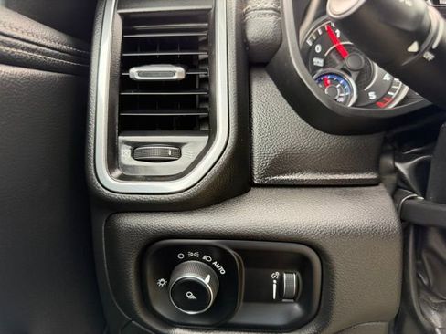 Used 2023 RAM 1500 Laramie AWD/4WD image 21