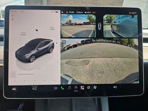 Used 2023 Tesla Model Y 2WD image 46