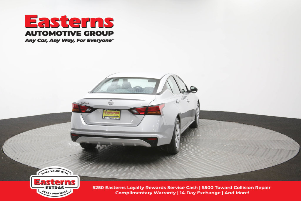 Used 2023 Nissan Altima 2.5 S FWD image 38