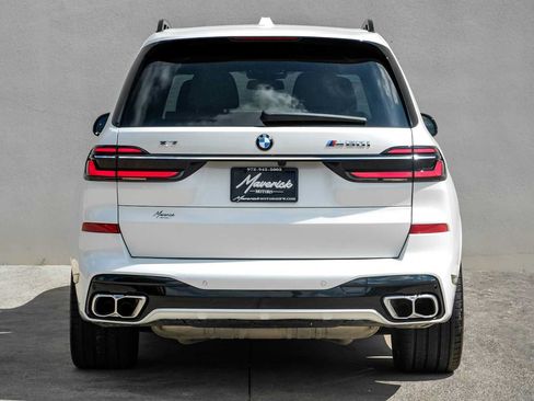 Used 2025 BMW X7 M60i AWD/4WD image 10