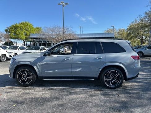 New 2026 Mercedes-Benz GLS 450 4MATIC image 3
