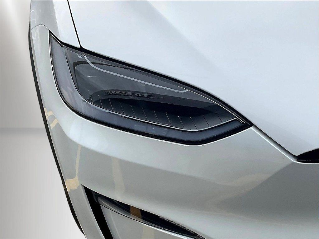 Used 2024 Tesla Model X AWD/4WD image 31