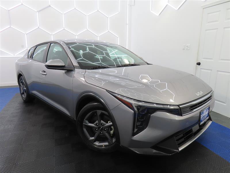 Used 2025 Kia K4 FWD image 9